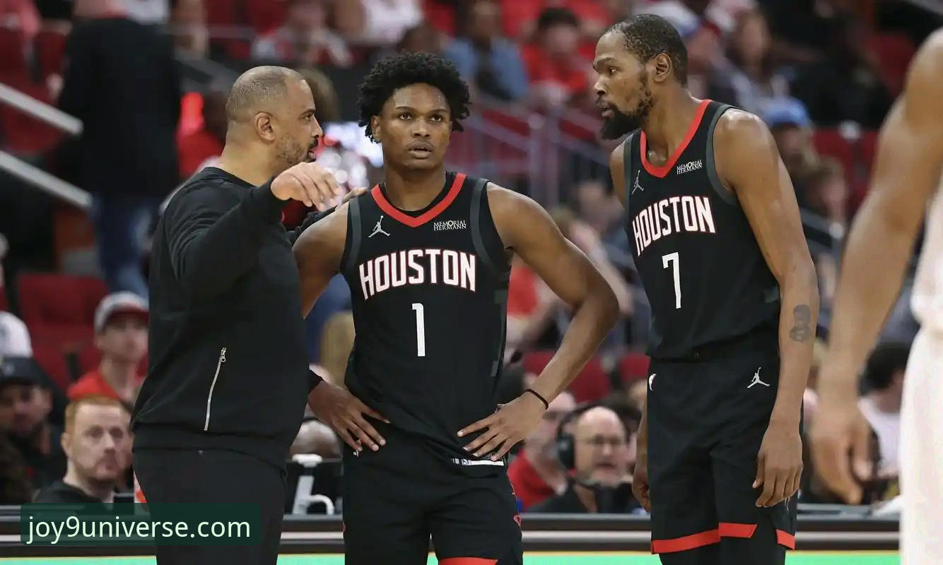 火箭主场大胜尼克斯：一场流畅攻防的战术详解